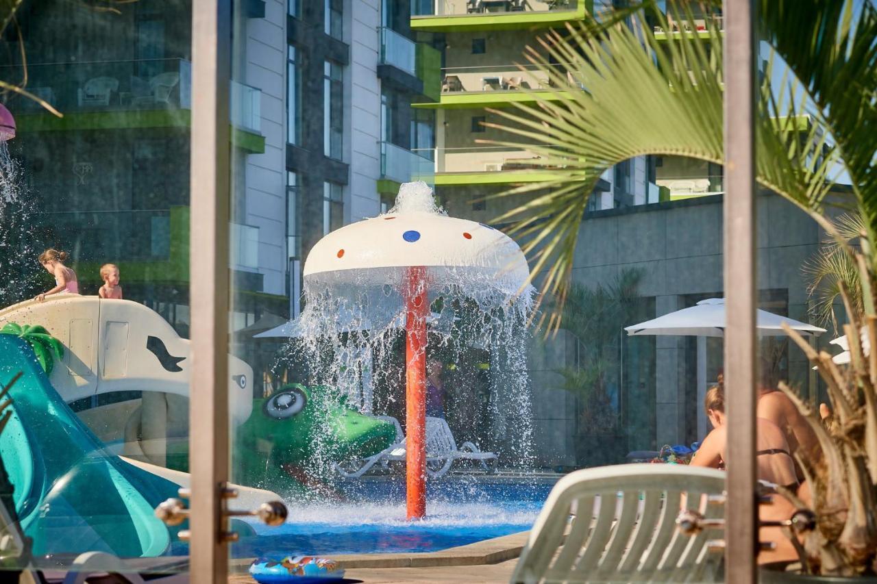Melisea Aparthotel Pool & Spa Mamaia Nord Năvodari Buitenkant foto