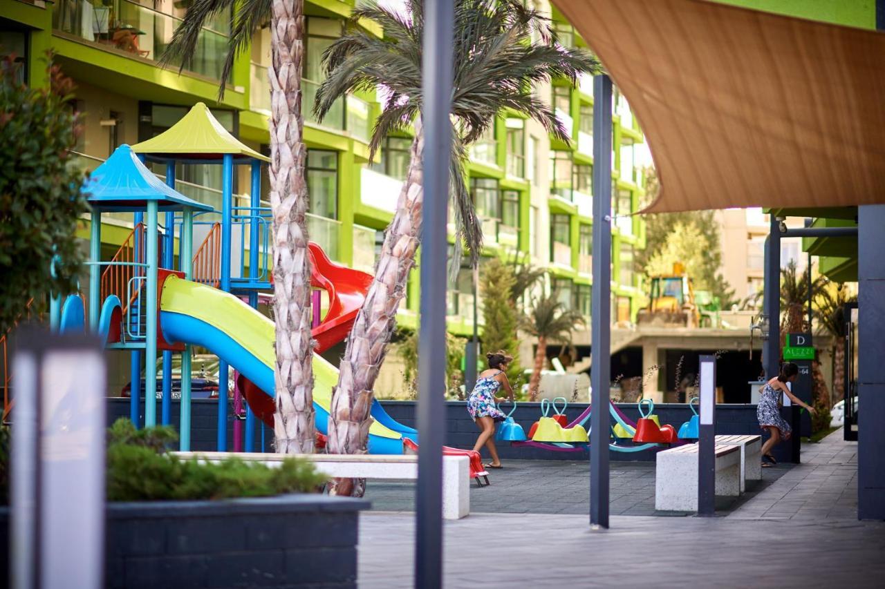 Melisea Aparthotel Pool & Spa Mamaia Nord Năvodari Buitenkant foto